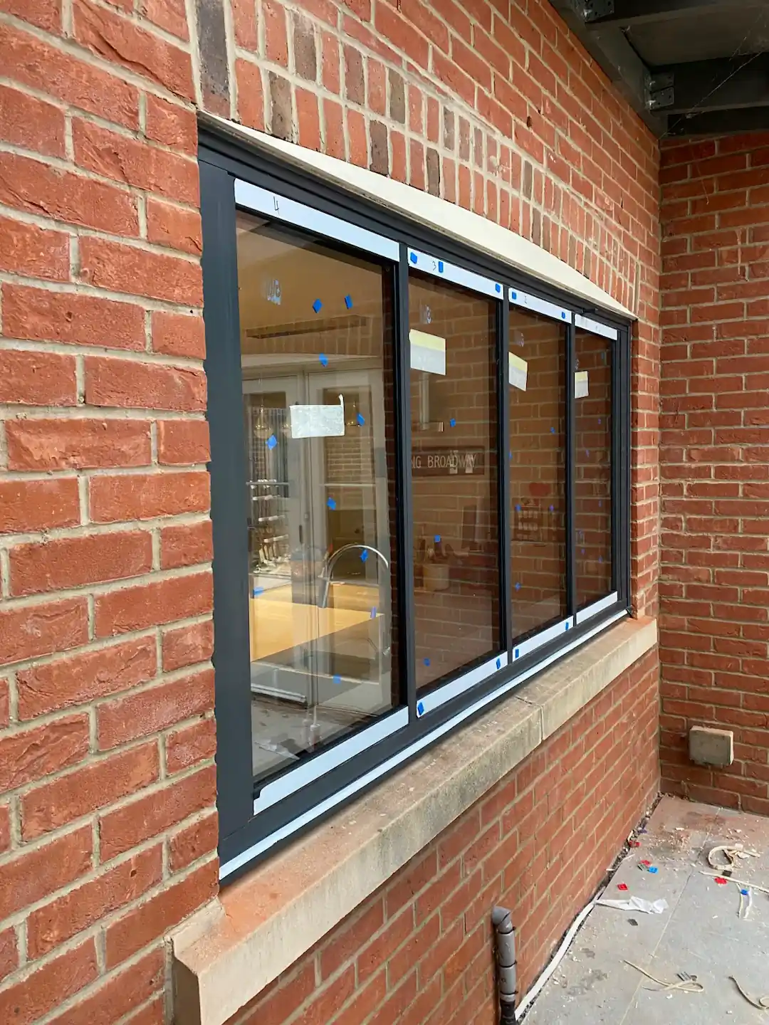 Slide and turn window with same mechanism and frames as the Ultra Slim bifold doors