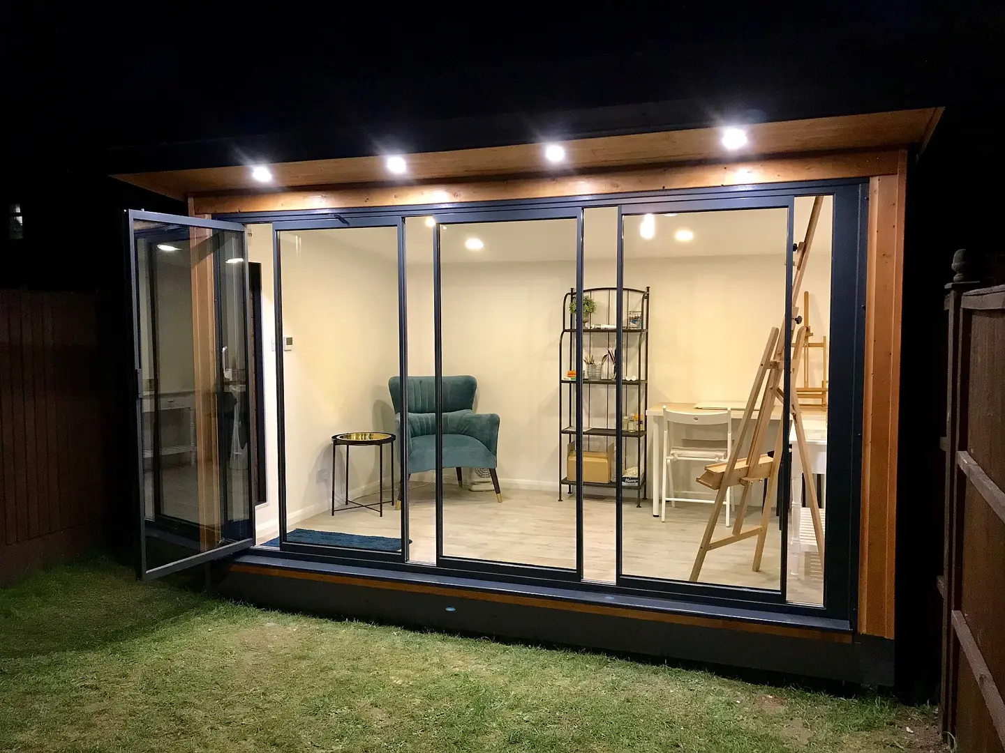 garden room slide and pivot doors