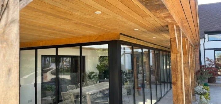 fixed corner sliding doors